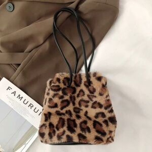 Cute leopard print fluffy crossbody bag
